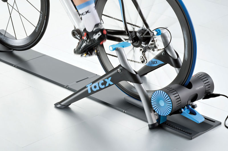 Trenažer-interaktivni I-GENIUS (T2000)-(dio Tacx Demo centra-upotrebljivan) Tacx